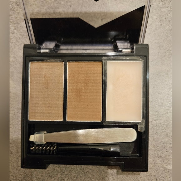 Sephora Eyebrow Editor in Medium Brown no°02 - Picture 5 of 5